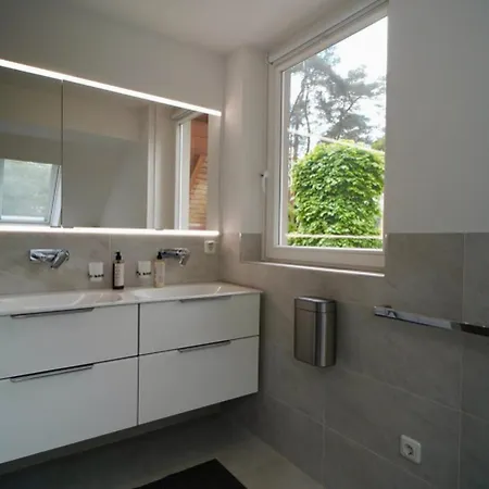 Luxus Mit Sauna & Fitness Und 250 M Zum Sacrower * Potsdam